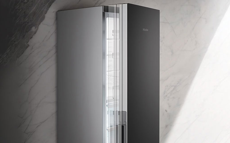 Miele SoftClose koelkastdeur met automatische zachte sluiting voor stille bediening