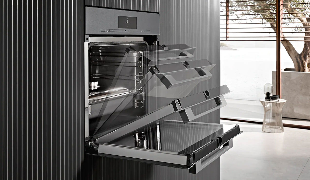 Miele oven SoftOpen SoftClose premium deurbeweging geraffineerd dempmechanisme geluidloze opening 90 graden