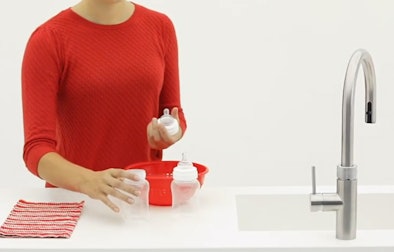 Speentjes en flesjes steriliseren