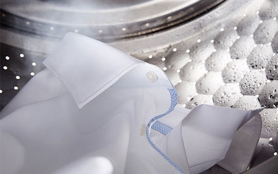 Miele wasmachine met SteamCare stoomfunctie die kreuken vermindert en kleding verfrist