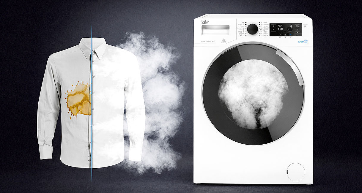 Vergelijking van een bevuild wit overhemd voor en na de Beko SteamCure stoombehandeling naast een Beko warmtepompdroger