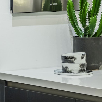 Stijlvol wit composiet werkblad