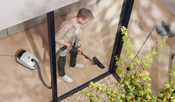 Stofzuigen met de Miele Guard S1 stofzuiger