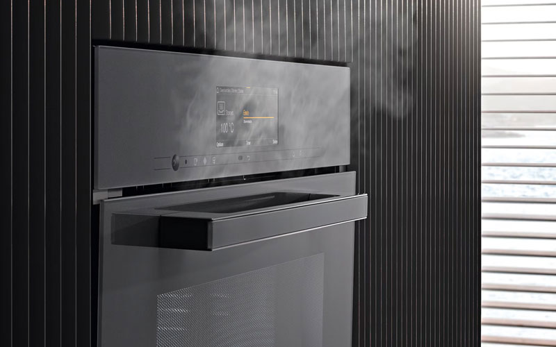 Miele stoomoven met stoomreductietechnologie voor veilige bediening zonder stoomwolken