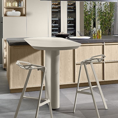 Slanke tafelmodule in licht design.