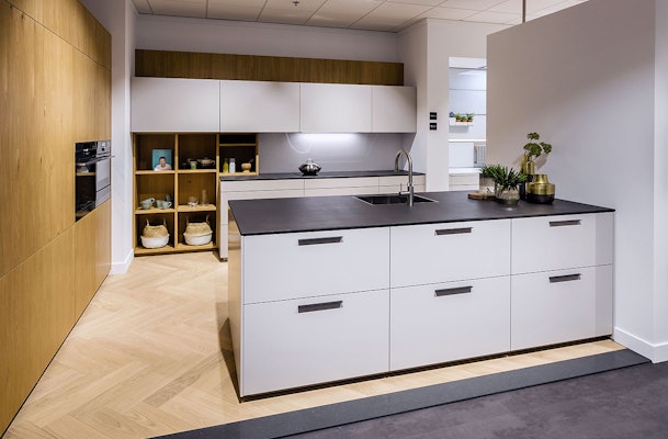 Tijdloze keuken met kookeiland
