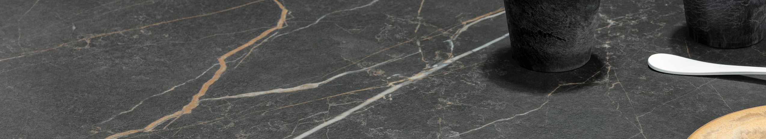 TopCore keukenbladen hebben een decoratieve toplaag.