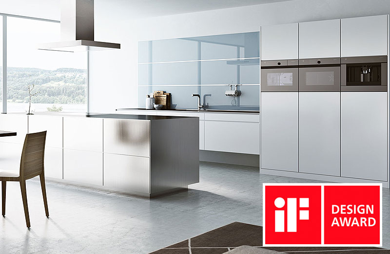 Moderne keuken met V-ZUG Excellence Line apparatuur, bekroond met de iF Design Award voor tijdloos en innovatief design.