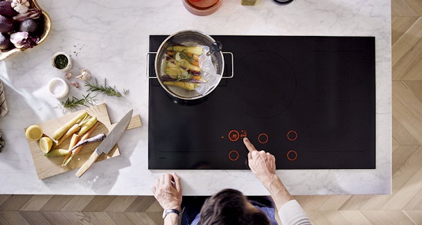De ATAG inductiekookplaten met Celsius°Cooking zorgen voor temperatuurbeheersing.