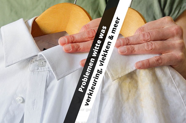 Vergelijking witte was: links schoon wit overhemd, rechts wit overhemd met gele zweetvlekken en verkleuring onder de oksel