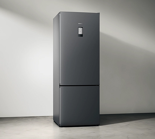 Vrijstaande koel-vriescombinatie