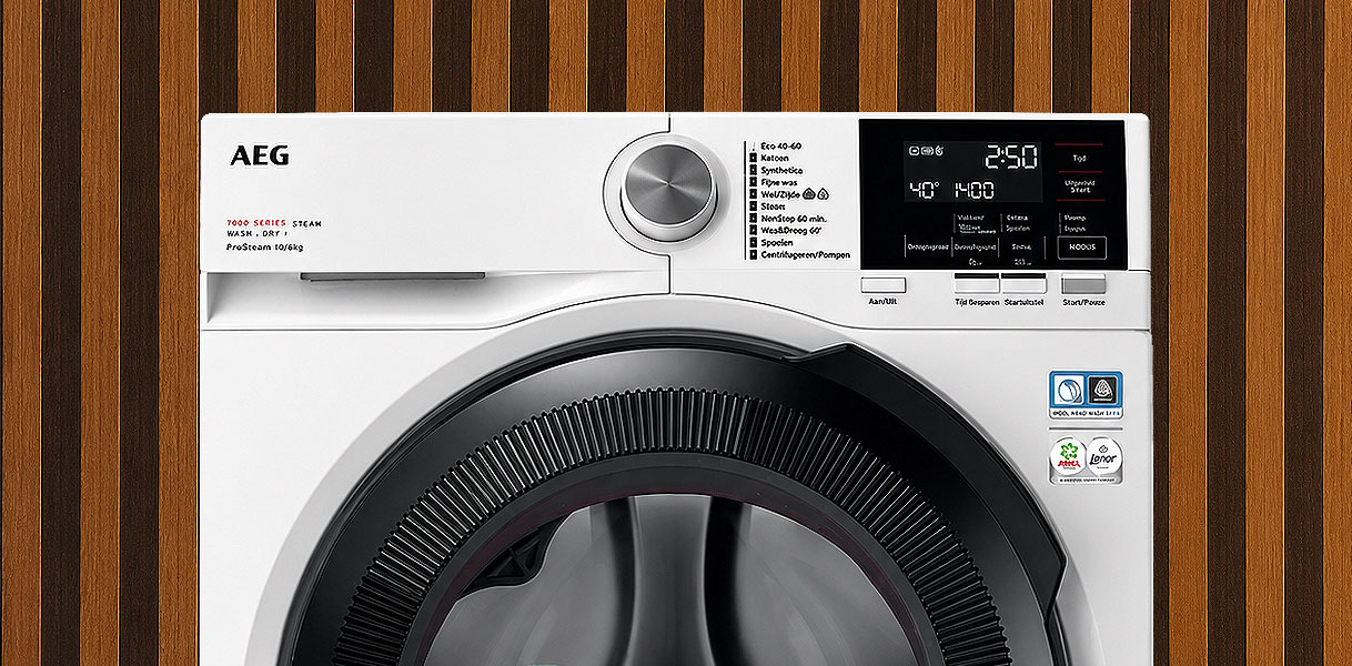 AEG 7000-serie ProSteam was-droogcombinatie die wast, droogt en stoomt om kreukels te verwijderen