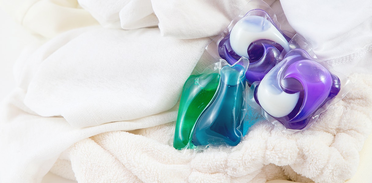 Wasmiddel capsules hebben dezelfde werking als vloeibaar wasmiddel.