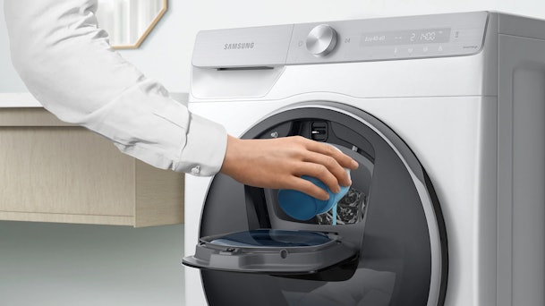 Wasmiddel toevoegen via het Add-wash deurtje