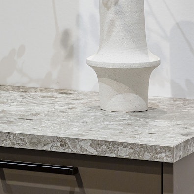 Werkblad van keramiek met een luxe marmer design