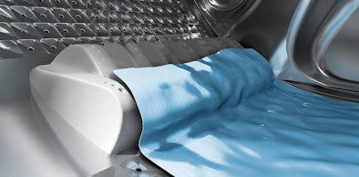 Whirlpool wasmachine met SoftMove die de trommelbeweging afstemt op het type was