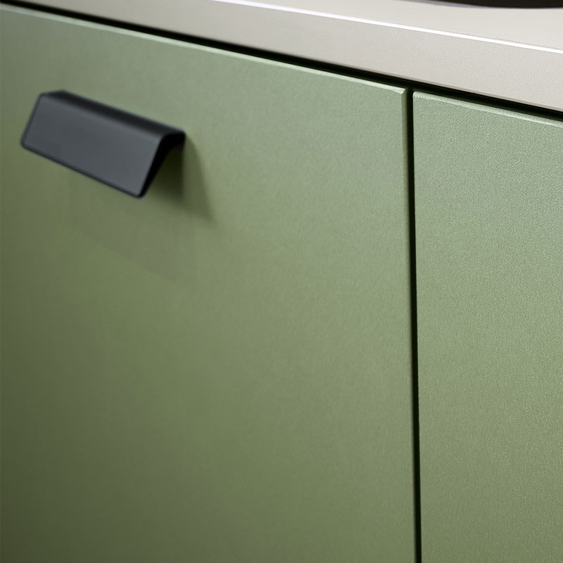 Zachtgroen keukenfront