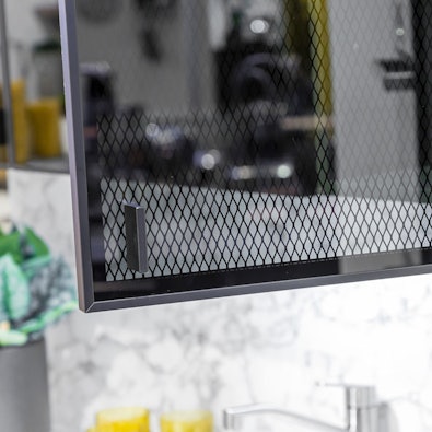 Zwarte glazen design bovenkastjes