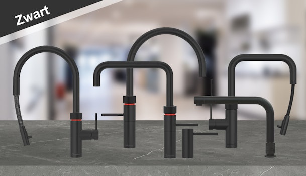 Quooker kranen in Zwart: Flex, Fusion Square, Fusion Round, Front en zeeppomp op donker aanrechtblad