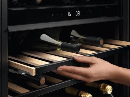 AWUD040B8B AEG afbeelding 2