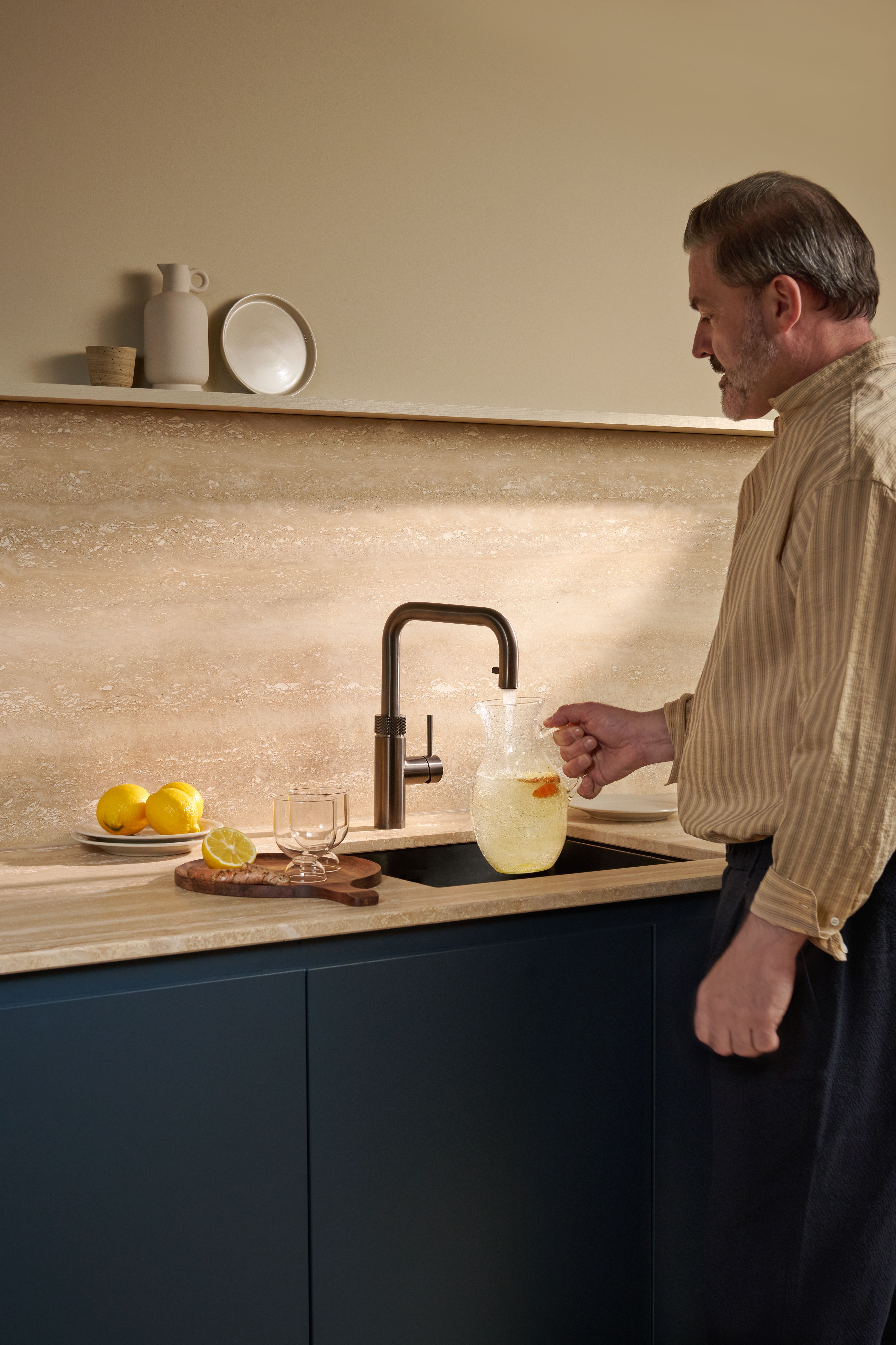 Combi+ Flex Square Gun Metal van Quooker afbeelding 6