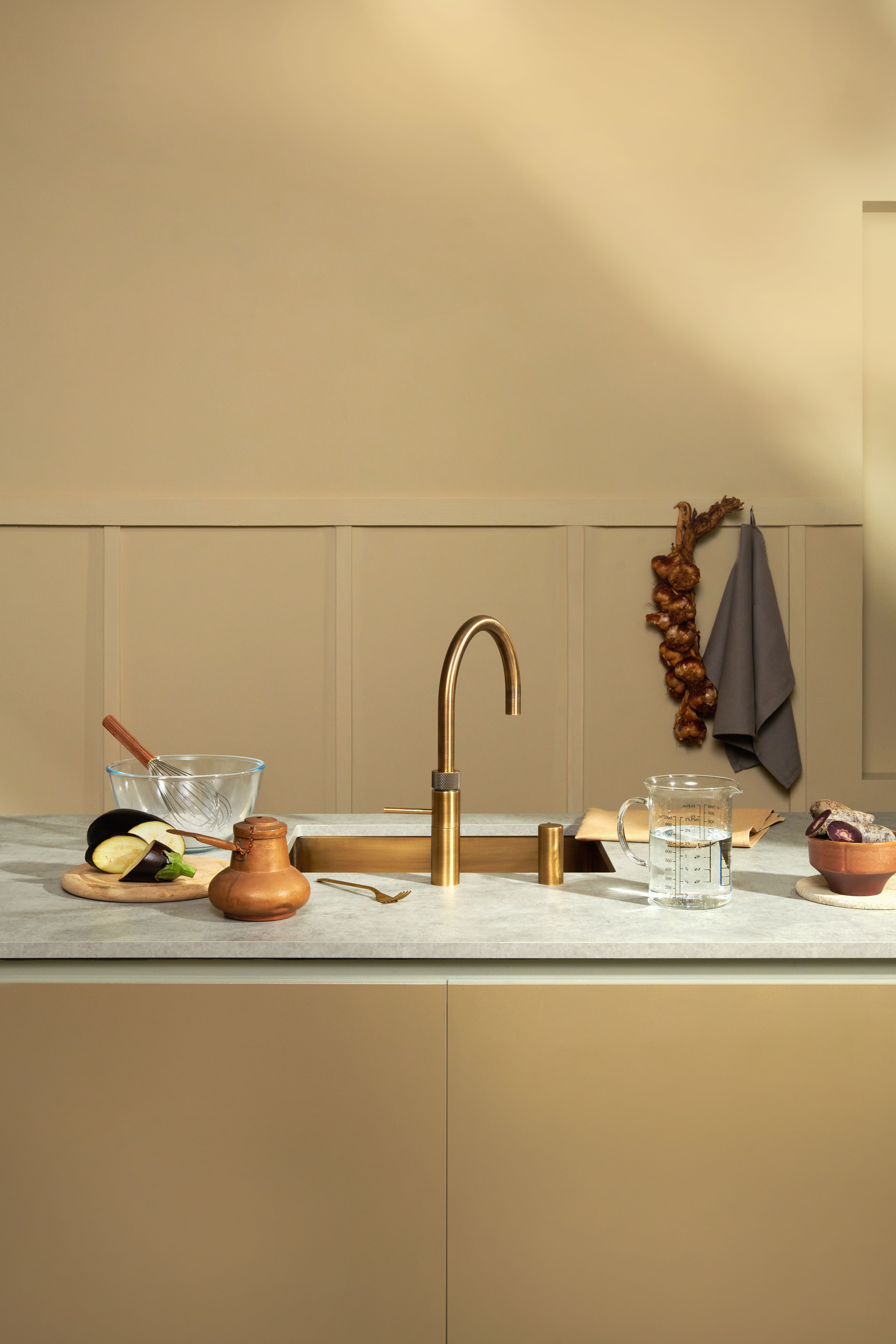 Combi+ Fusion Round Messing Patina + Cube van Quooker afbeelding 6