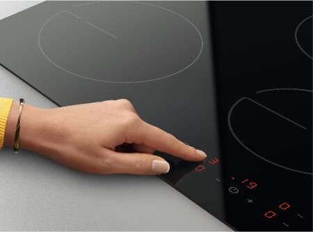 Zanussi kookplaat inbouw ZHRN893K afbeelding 4